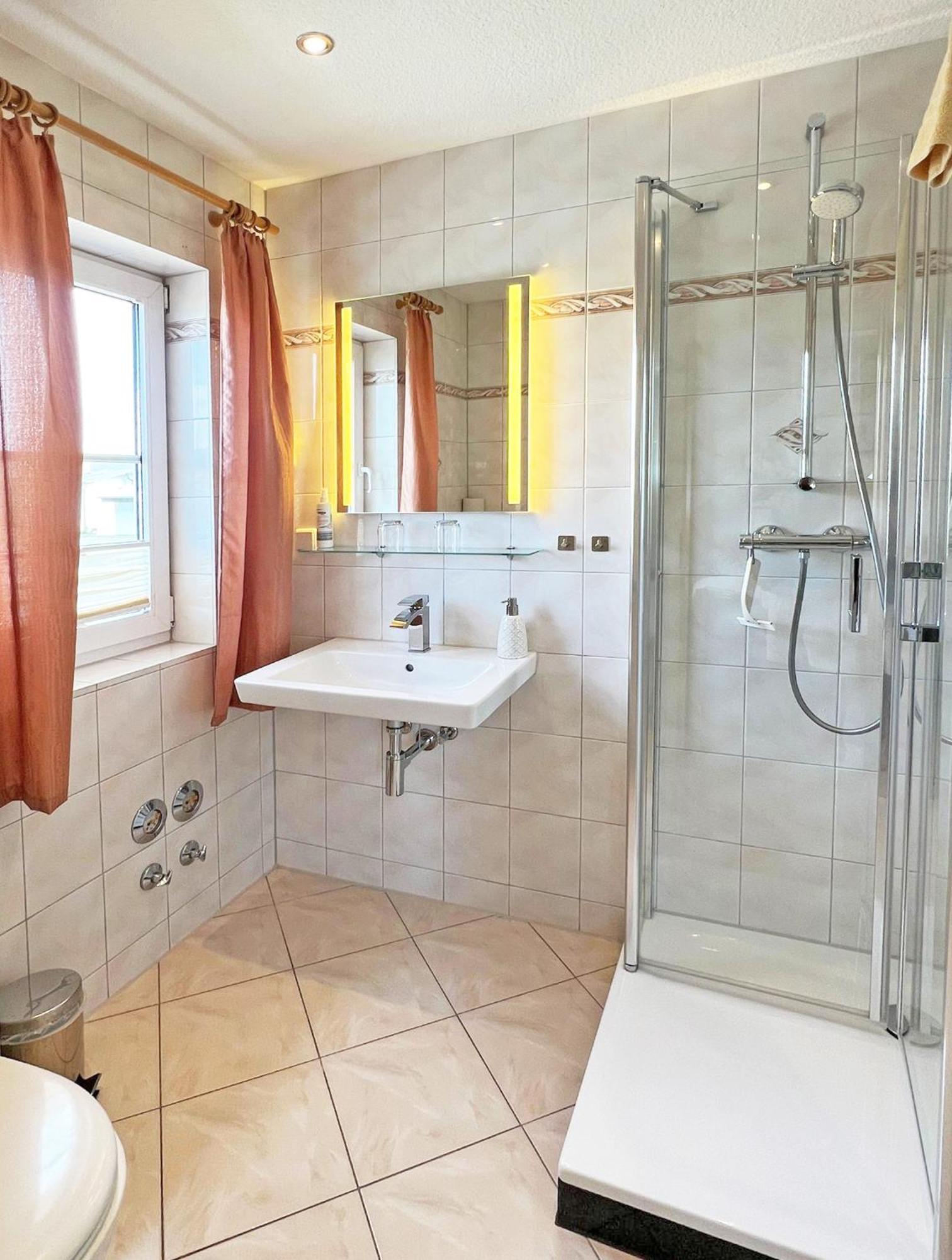 Villa Vivien Wohnung Bernstein เกอเรน ภายนอก รูปภาพ